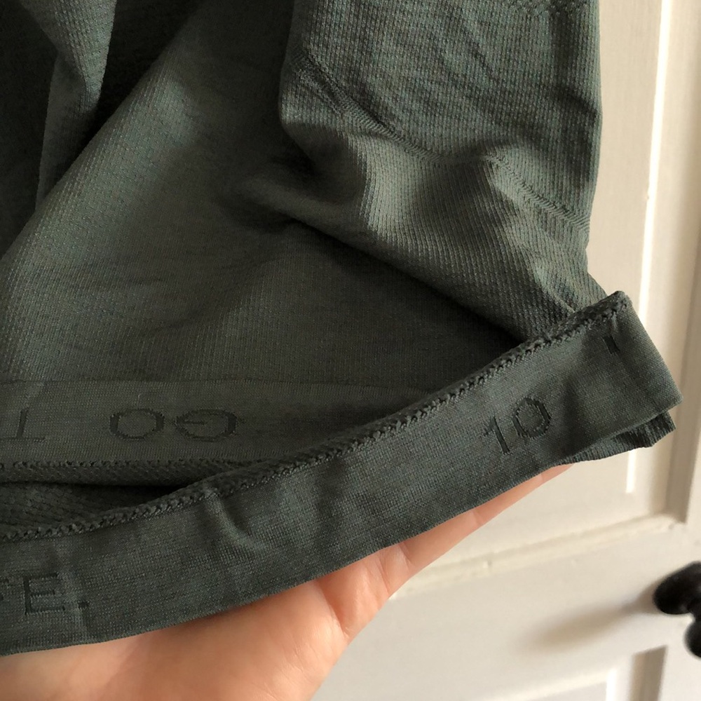 lululemon top - Picture 5 of 5